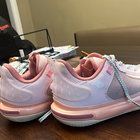 Way of Wade All City 11 CNY - Picture 5 of 5